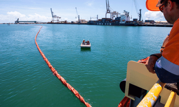 Townsville conducts oil containment trial