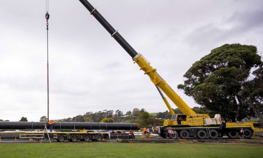 Thousand-tonne QuayLink delivery arrives in Devonport