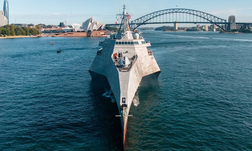 Combat ship USS Canberra arrives in Sydney