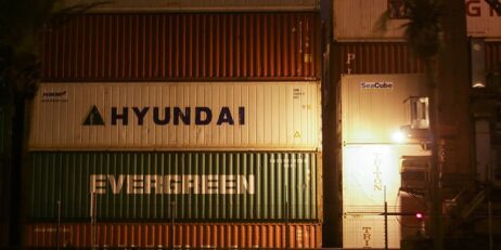 World Container Index drops 3%