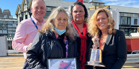 Family presented with bell of iconic Sydney tug