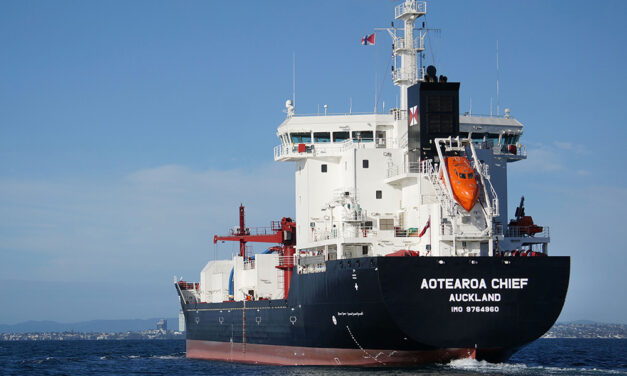 NZ coastal cement carrier breaks down