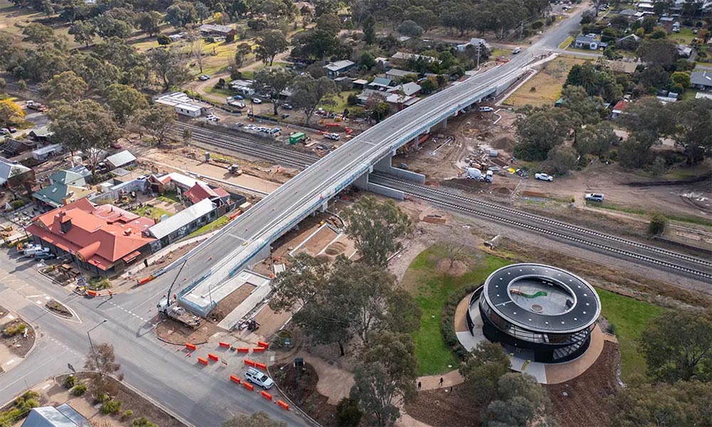 Beaconsfield Parade Bridge, Glenrowan