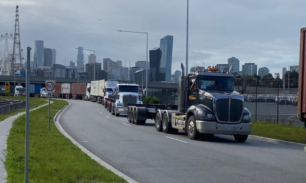 IT issues cause traffic chaos in Melbourne