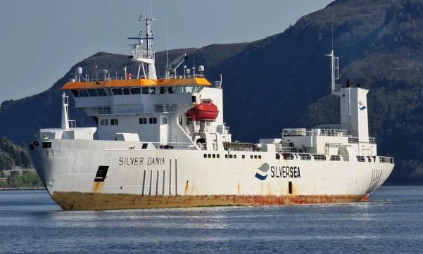 Norway releases ship after cable incident