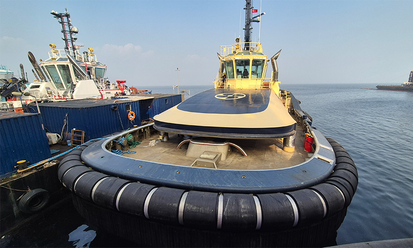 Sea trials a breeze for Newcastle TRAnsverse tug